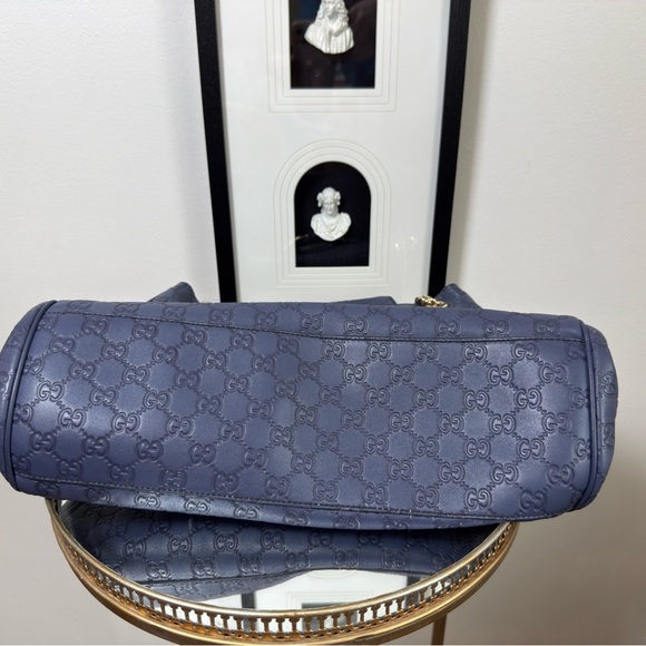 * SOLD SOMEWHERE ELSE*
Gucci Emily guccicima flap Large shoulder bag - Picture 3 of 8